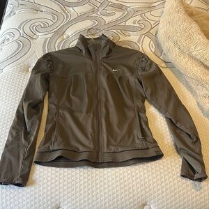 Nike Women's Golf Jacket in Olive